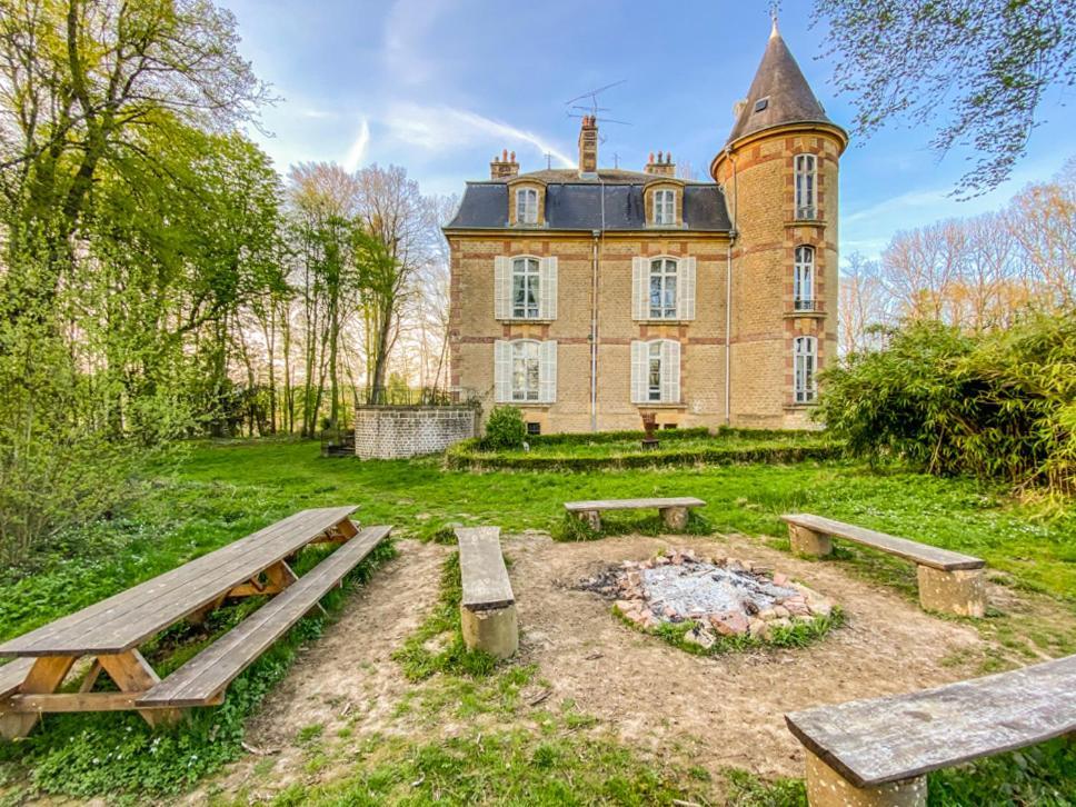 Private Castle With Park - Chateau Guillermo La Moncelle Exterior foto